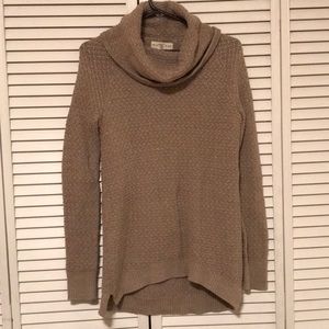 Tan/brown tunic